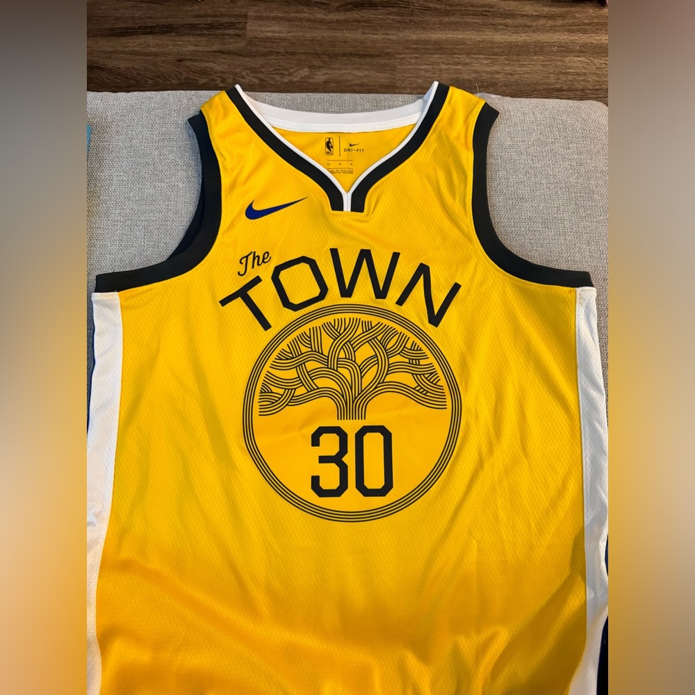 Nike NBA Earned Edition SW golden state warriors stephen curry Yellow